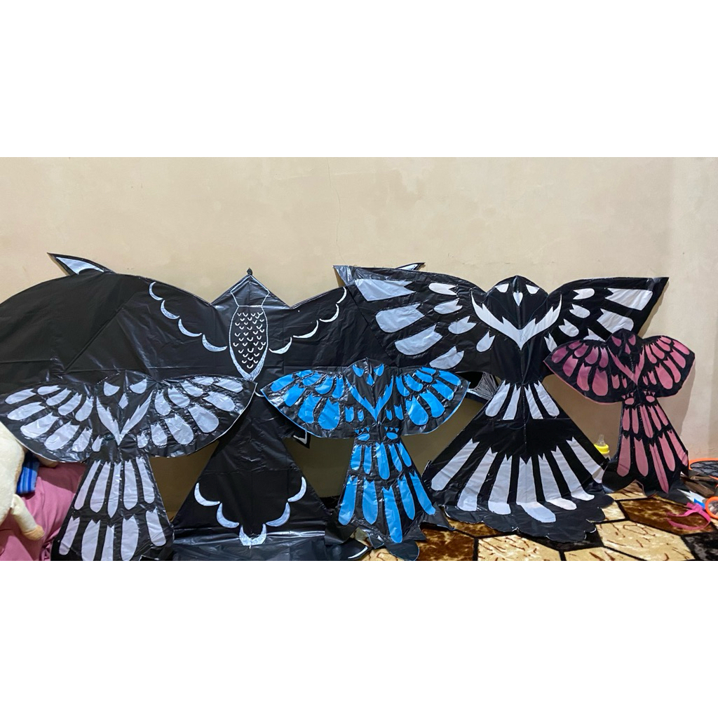 layangan motif burung