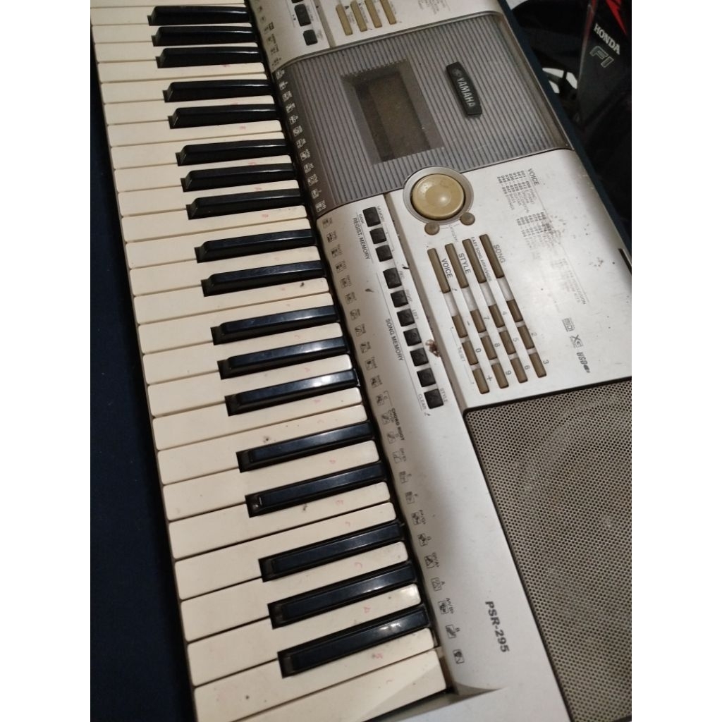 orgen yamaha psr 295