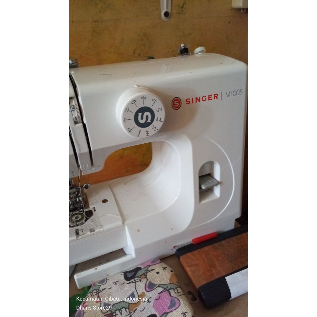 Mesin jahit portable singer M1005 bekas normal fulset