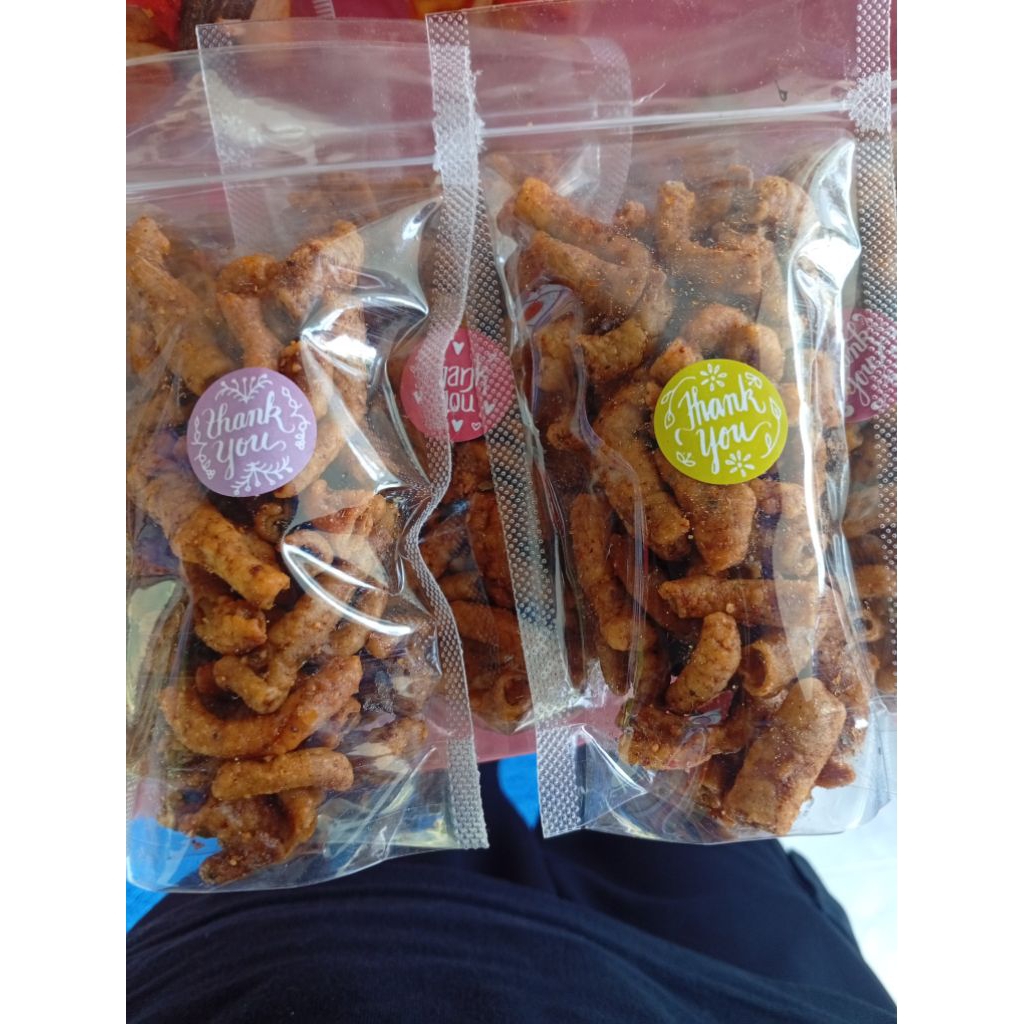 

kripik usus pedas daun jeruk balado 75 gram