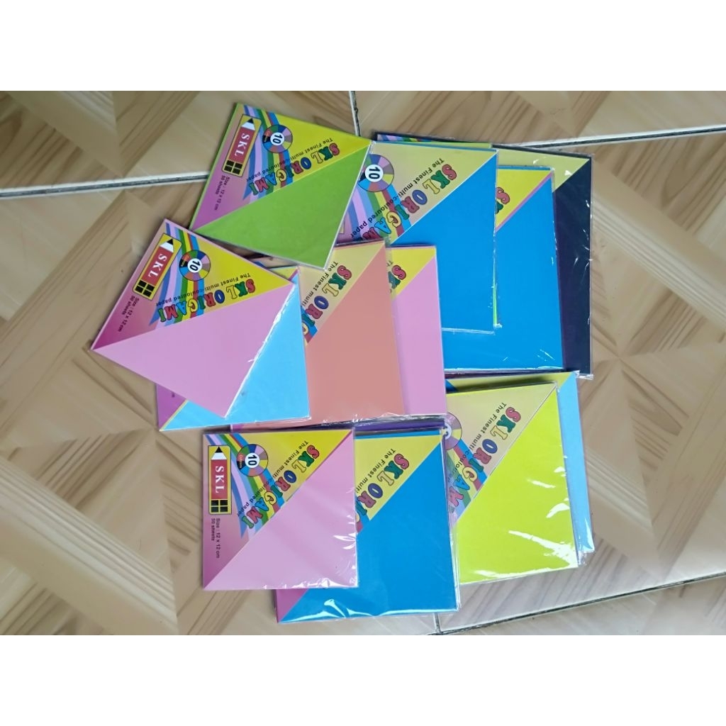 

Kertas Origami 1 sisi/50 lembar /murah harga pabrik