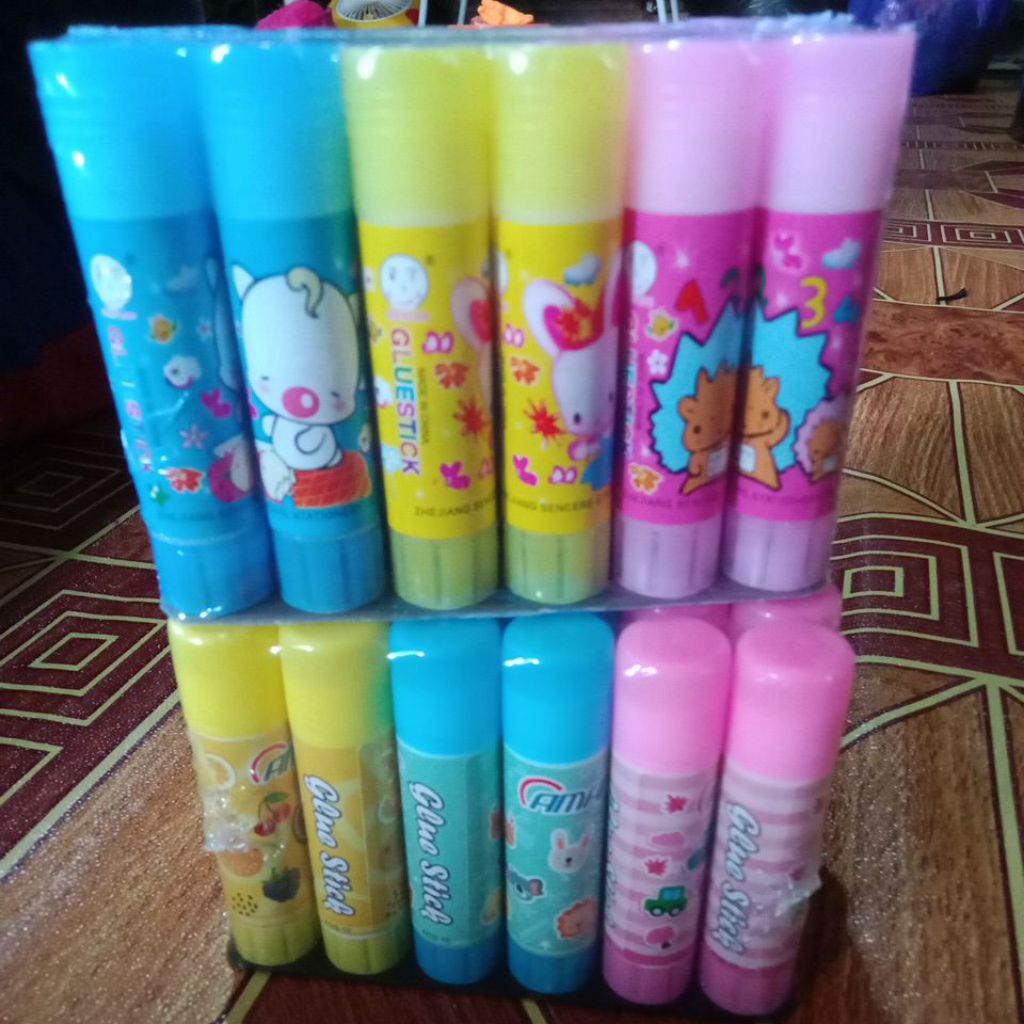 

Lem kertas/Glue stik kecil(24 pcs)