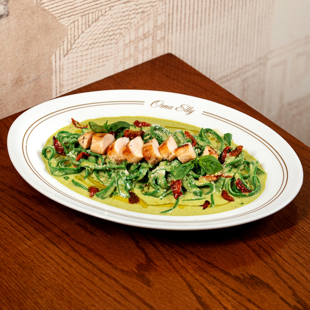 

Creamy Pesto Chicken