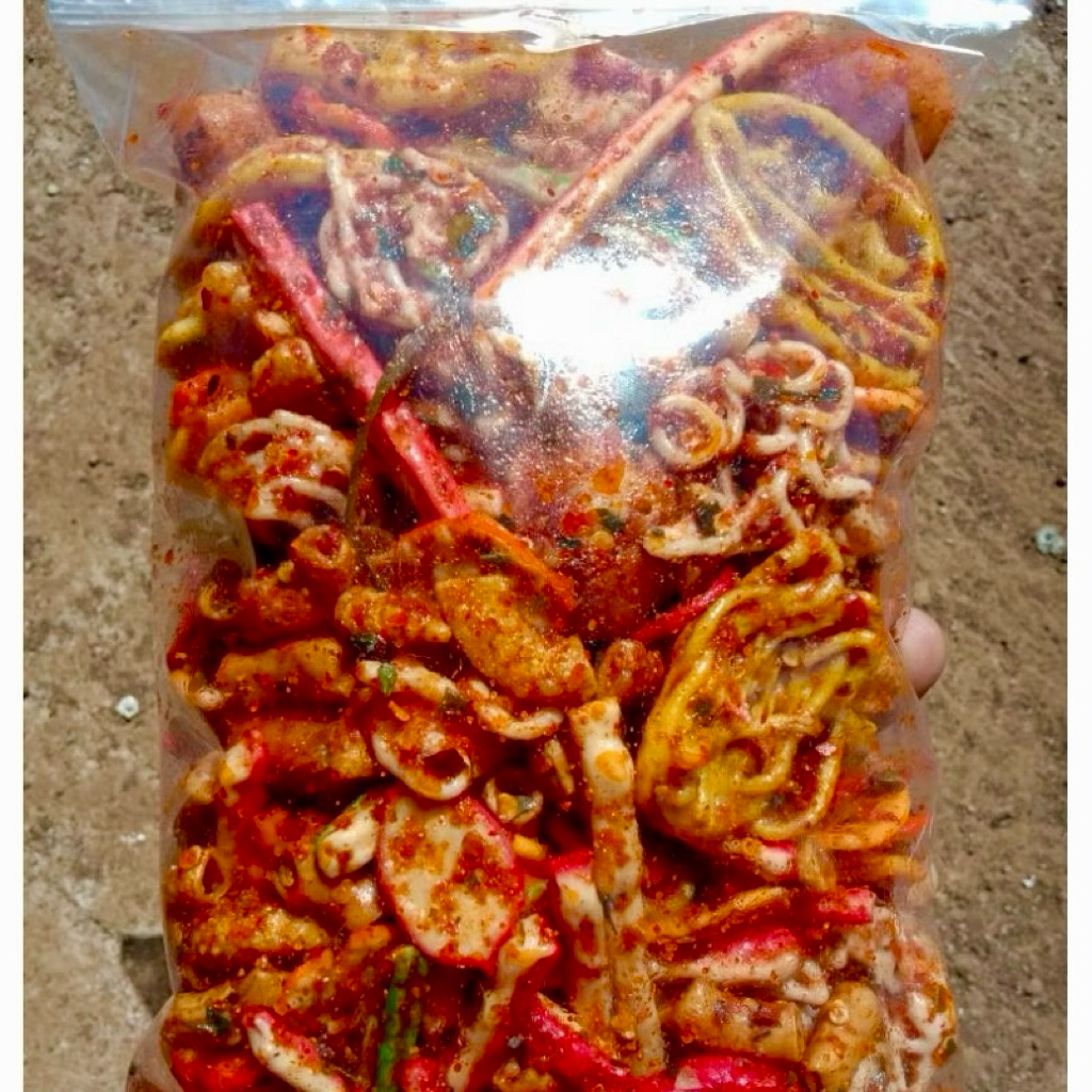 

1 Kg Kerupuk Seblak Mix Pedas Daun Jeruk Jajan Camilan Enak Lagi Viral