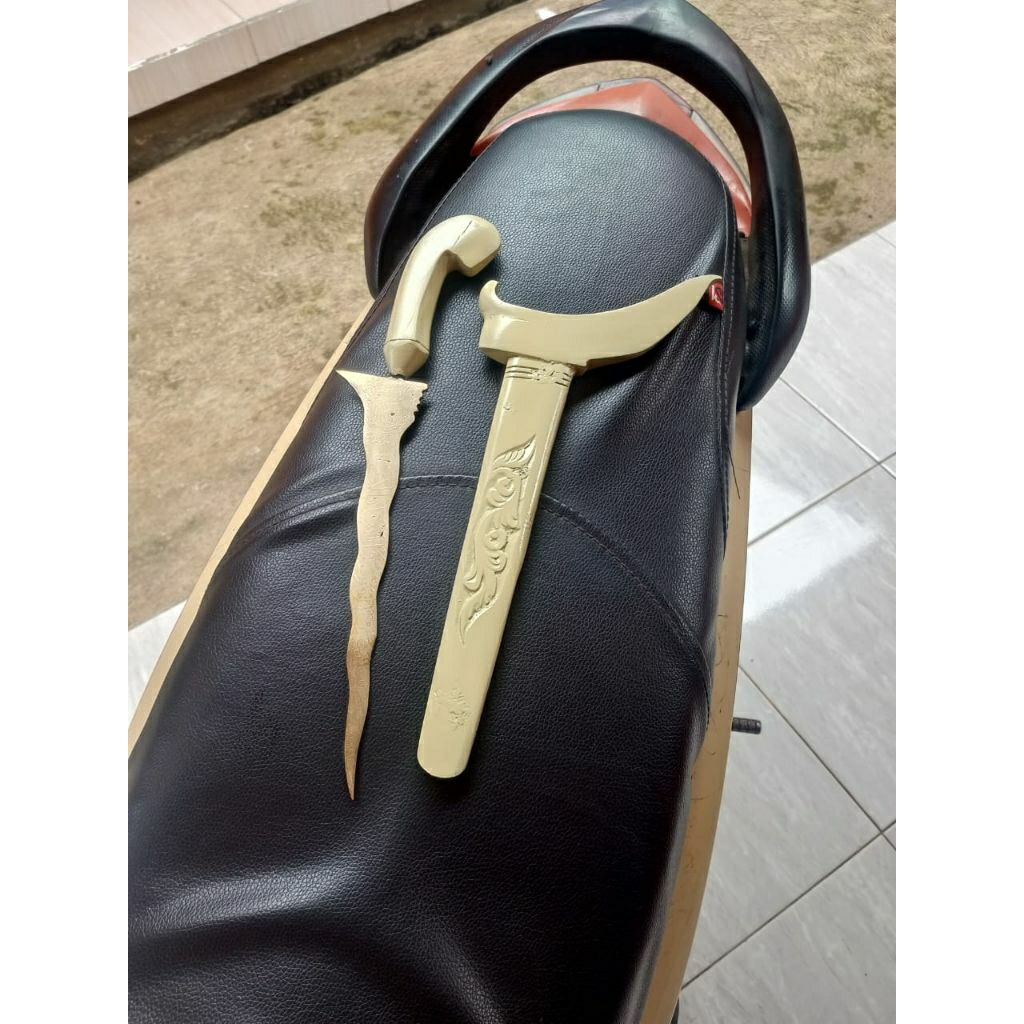 pisau keris Siliwangi tradisional Jawa Kuningan asli