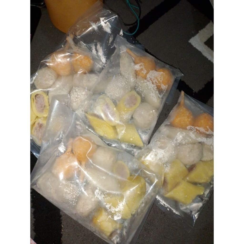 

Frozen Mix Bento Komplit Isi 10 Palmerah