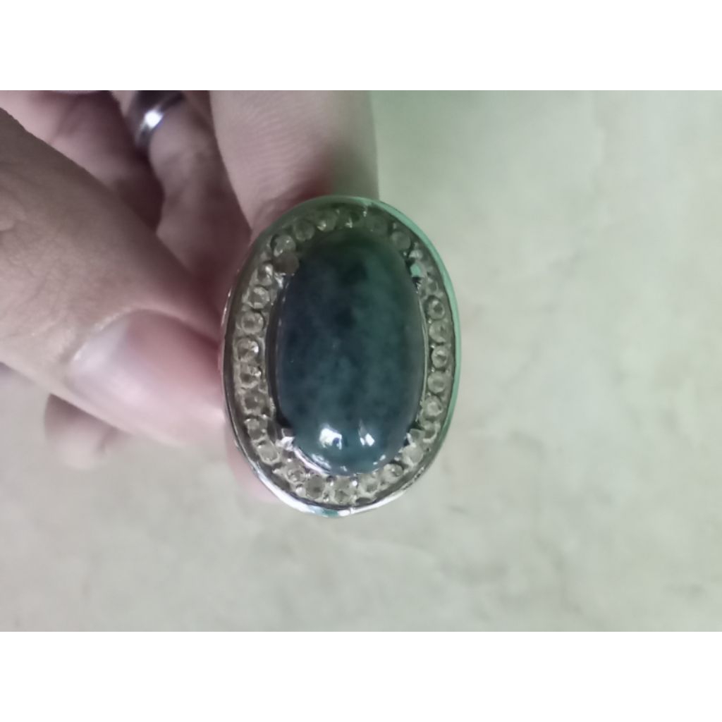 Cincin batu Ijo lumut