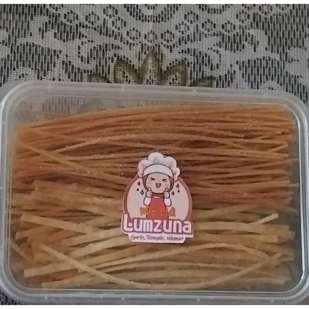 

Mie lidi renyah rasa pedas gurih rumput laut Kemasan Kotak Box