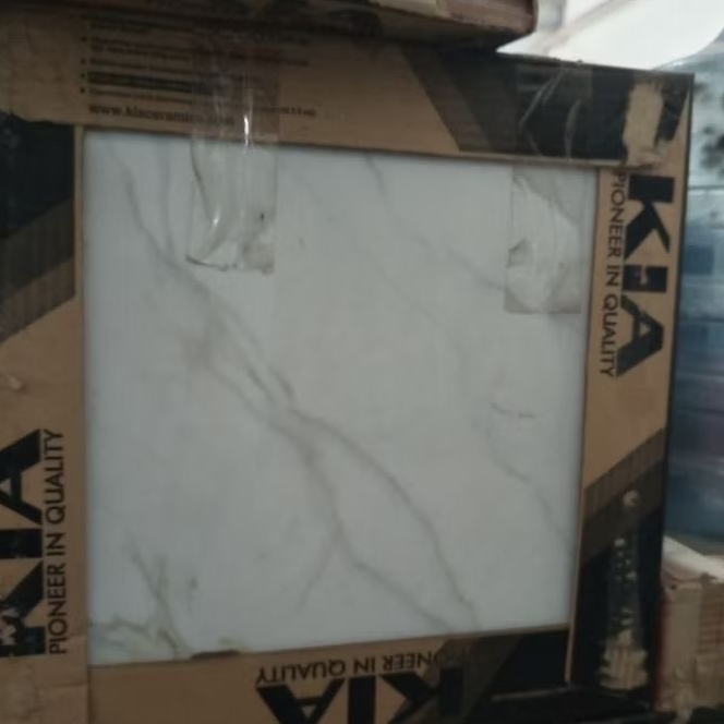keramik lantai motip carara 40x40 Ibiza white- kia
