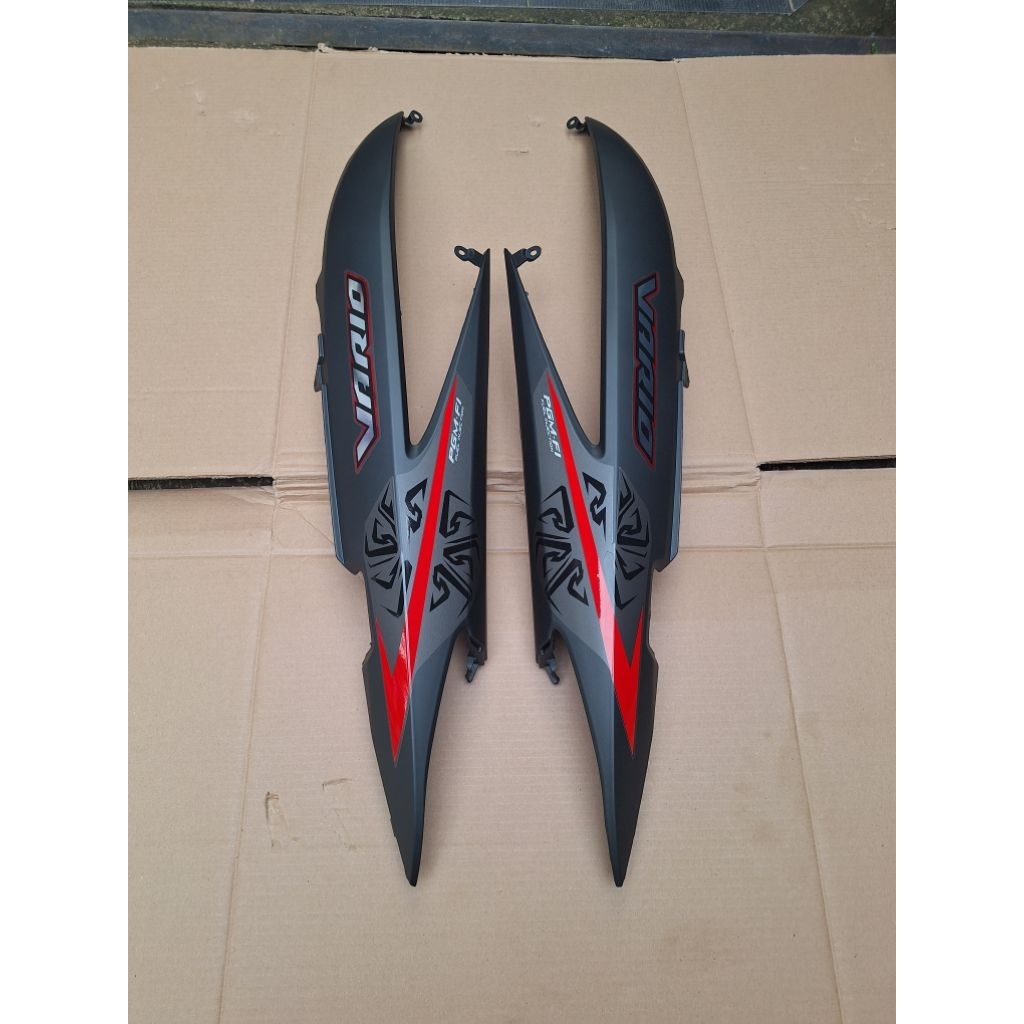 cover body bodi belakang vario 110 fi led hitam dop 2016 2017 2018