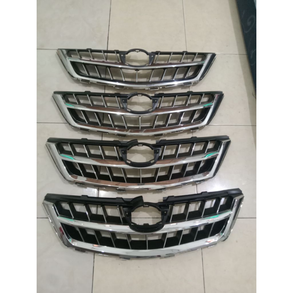 grill Avanza Xenia lama crom