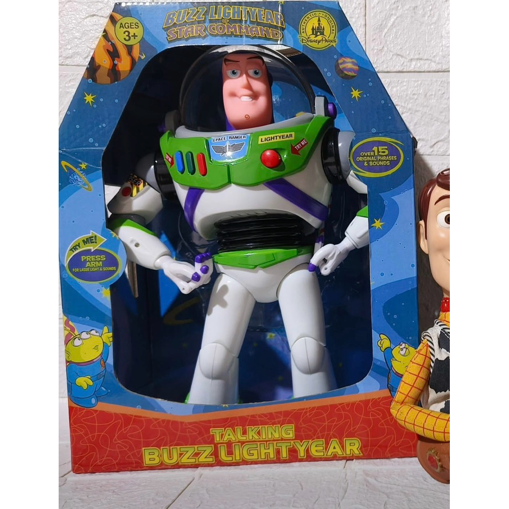 BUZZ LIGHTYEAR DISNEY STORE (BONUS POTATO HEAD)