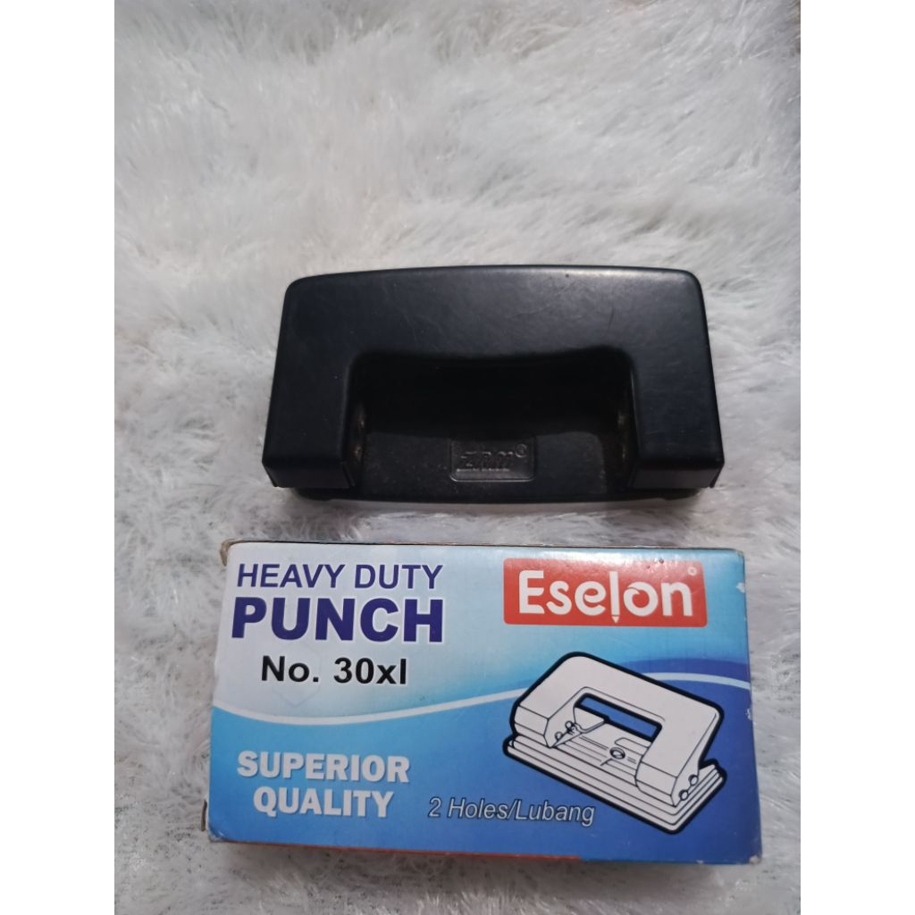 

pelubang kertas stationery