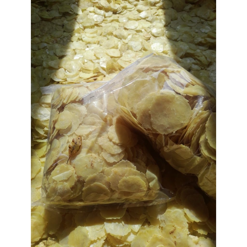 

Emping melinjo agak lebar LB khas limpung 500gram