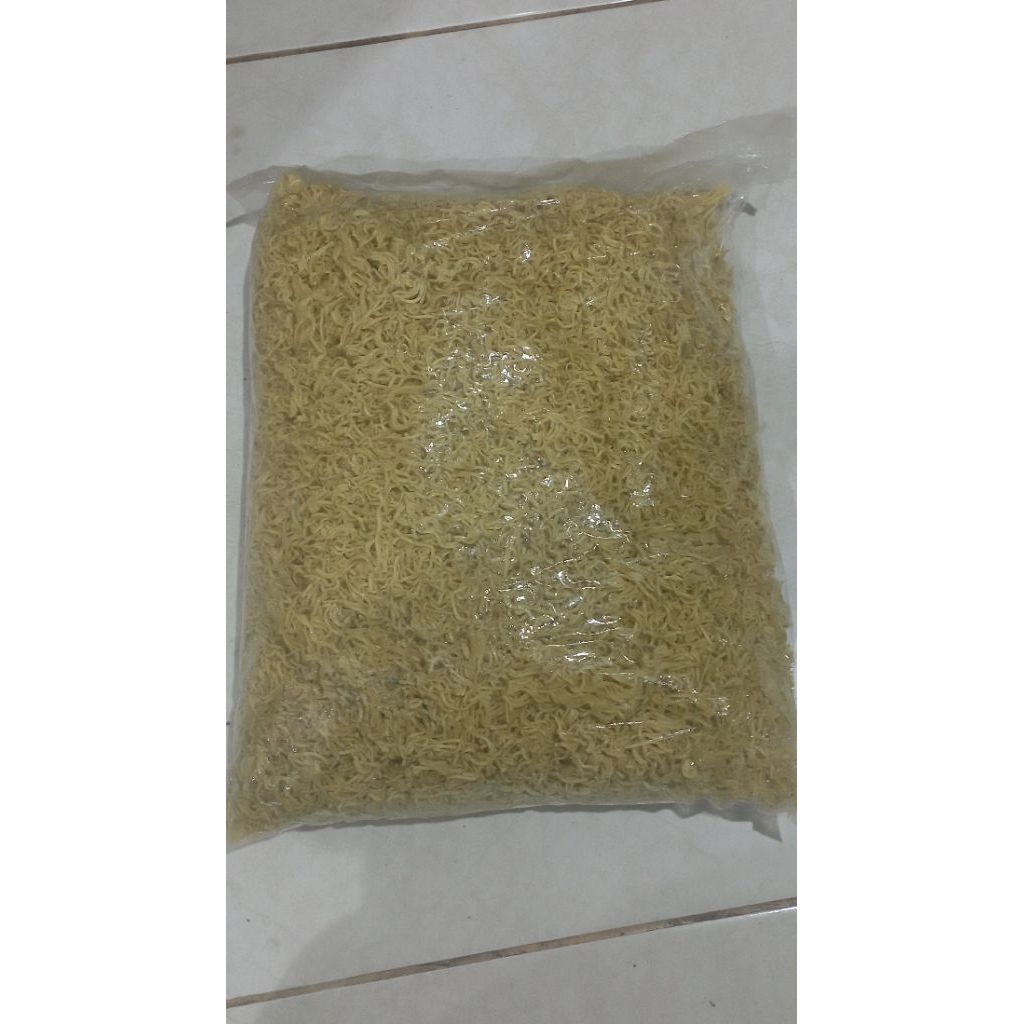 

Mie Remuk/Kremes kiloan