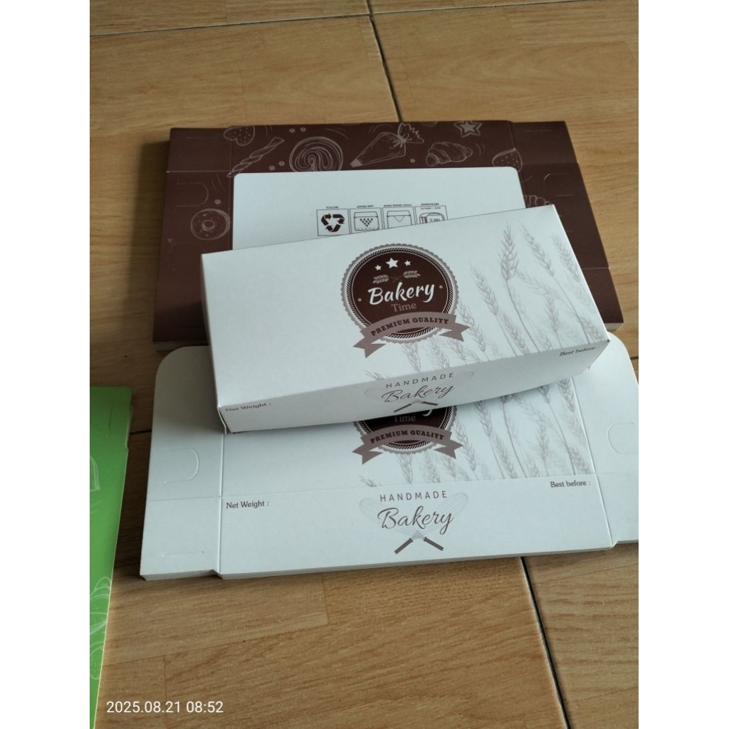 

kotak kue bolu Snack 23,5 x 10,5 x 5cm