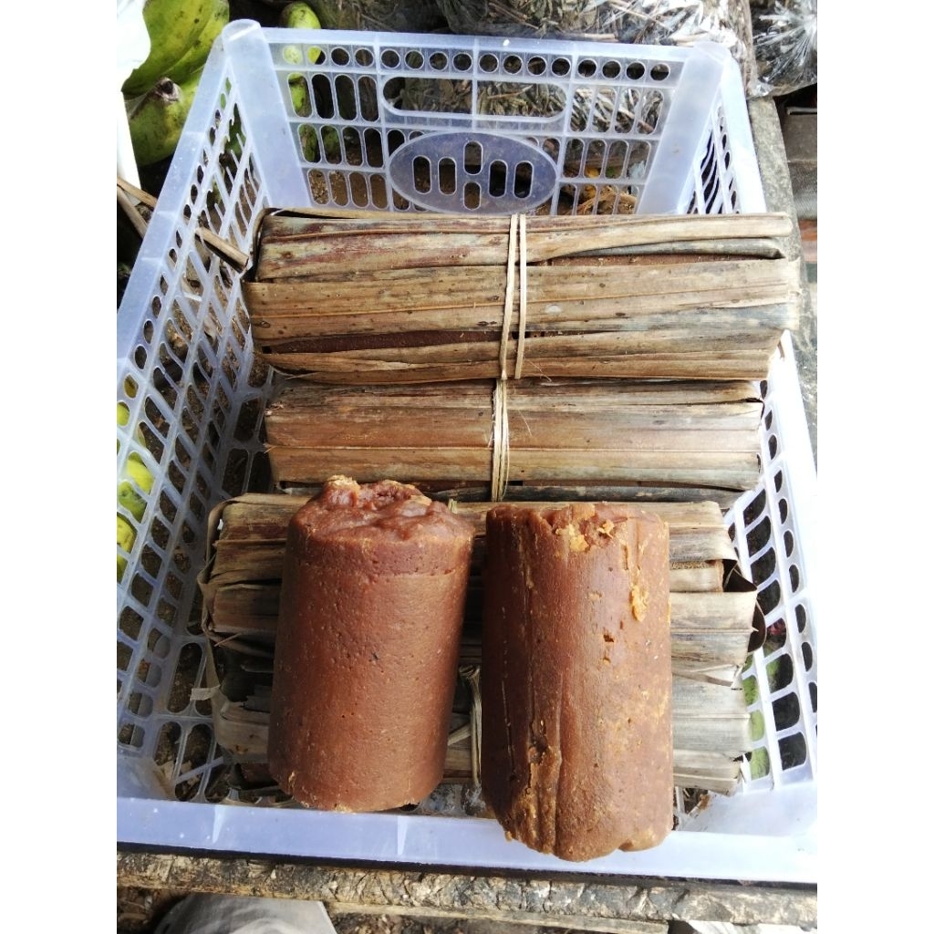 

gula aren asli khas cianjur kidul harga/bungkus 900 gr