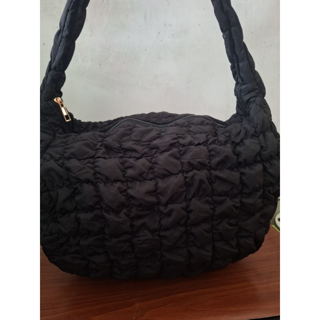 Tas Bantal Nilon Preloved