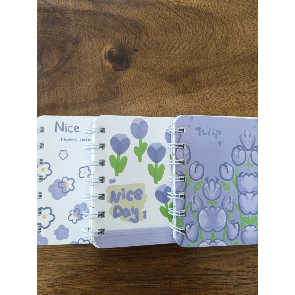 

NOTEBOOK A7 FLOWER - DESAIN FLORAL ELEGAN, MUDAH DIBAWA