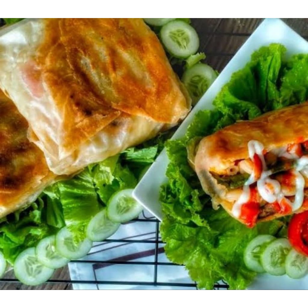 

LUMPIA BEEF FROZEN isi 3pcs isian Makroni beef sayur