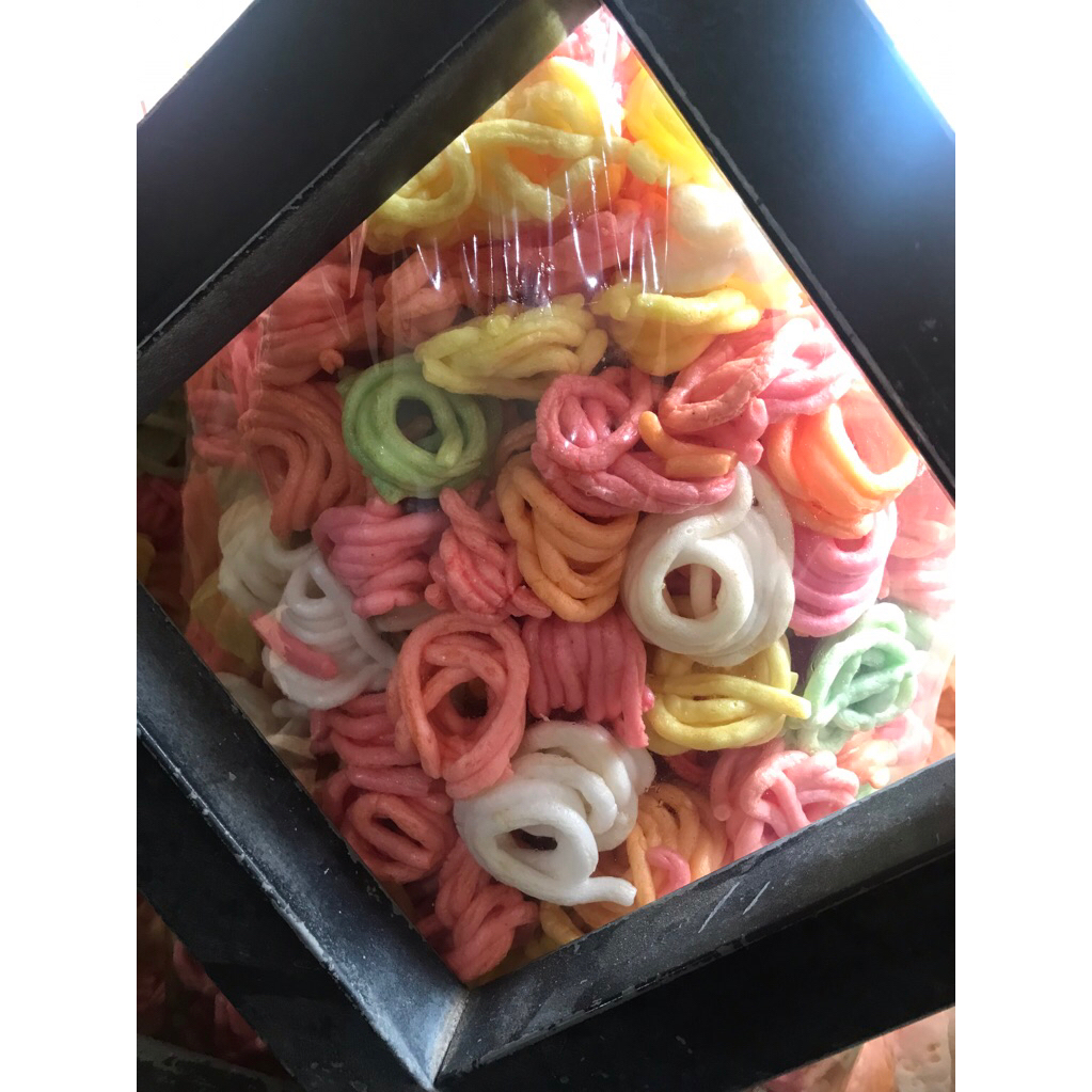 

kerupuk sanggul warna/warni 250gr