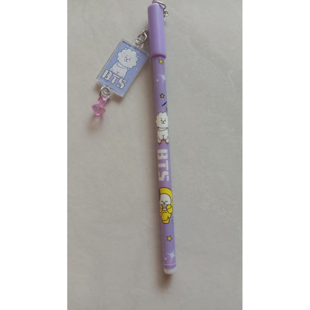 

BolpoindengankarakterBTS