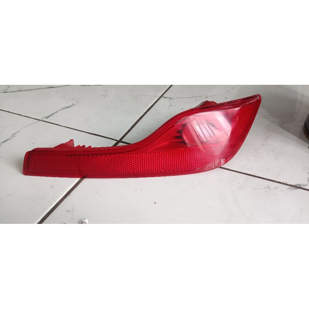 reflektor mata kucing mobil Honda CRV turbo 2017 2018 2019 original kanan