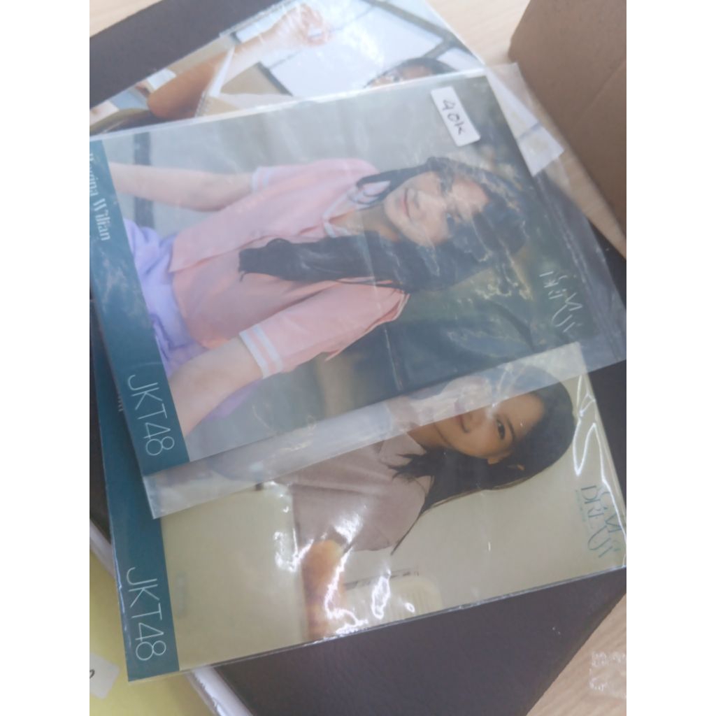 PHOTOPACK OFFICIAL JKT48 CALENDAR 2025