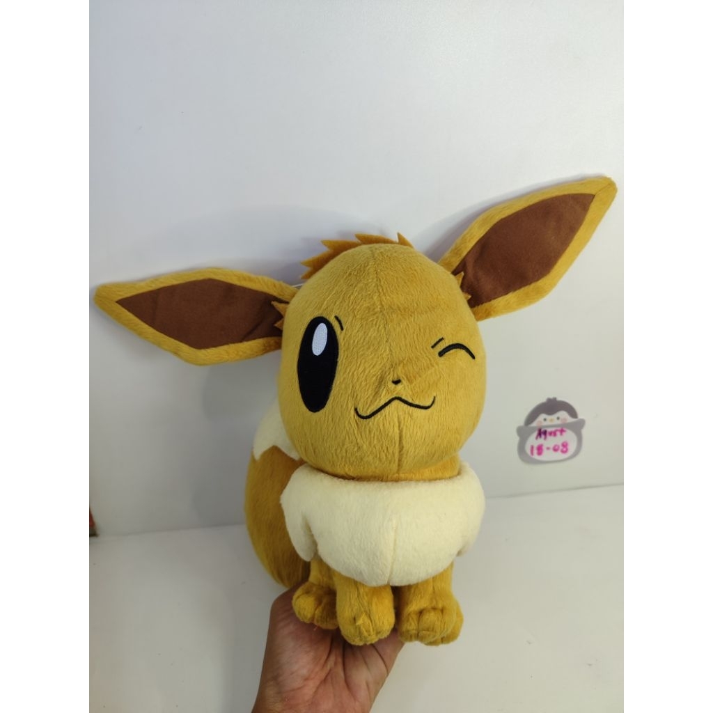 boneka eevee evee pokemon eve evolution original banpresto