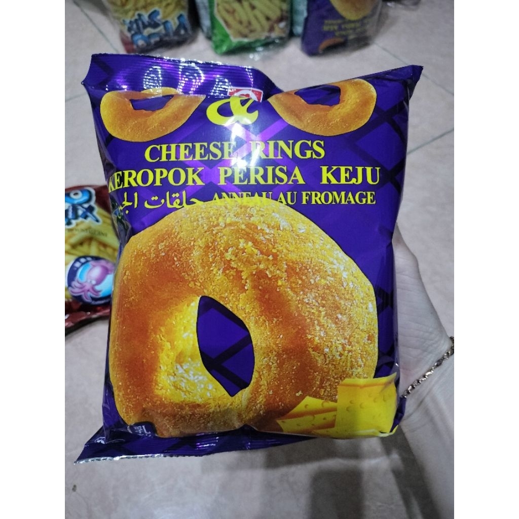 

Keropok Cheese Rings perisa keju 1bks 60gr