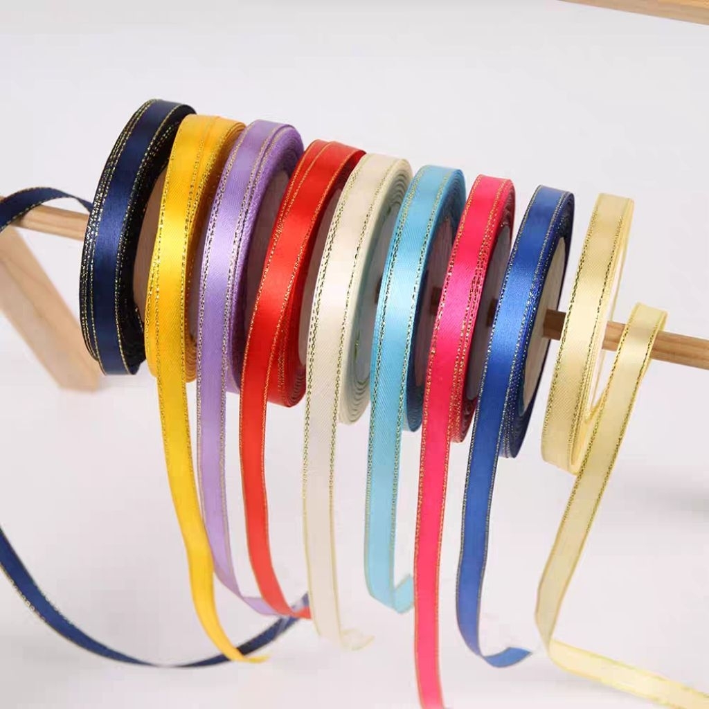 

pita satin lis emas 1cm pita kado pita buket bunga bouquet flower