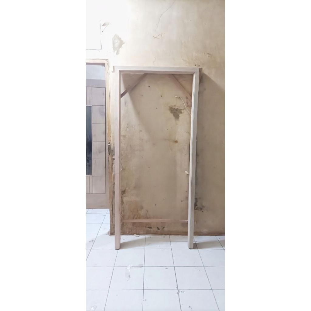kusen pintu kayu mahoni