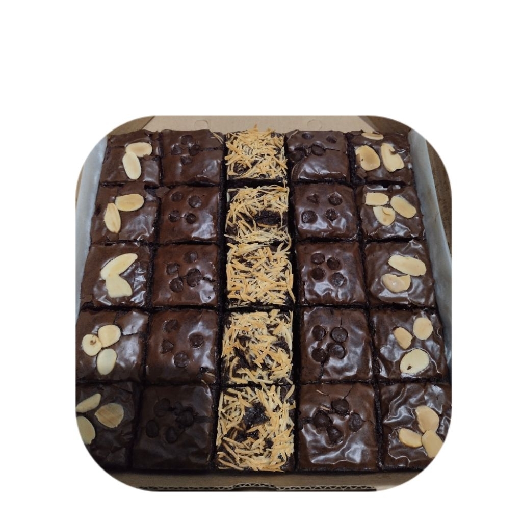 

FUDGY BROWNIES | BROWNIES SEKAT | BROWNIES COKLAT | BROWNIES TOPING