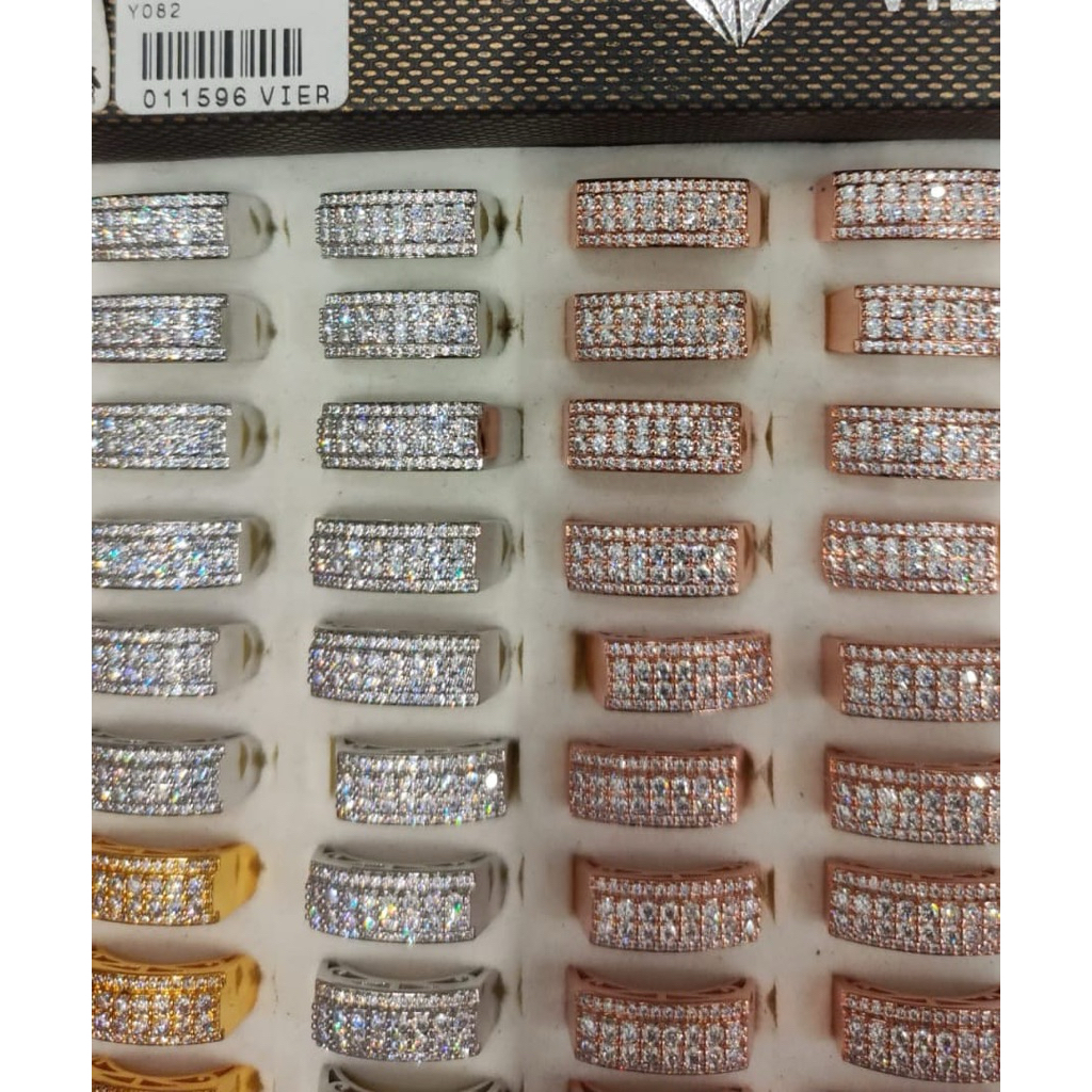 Cincin Replika Berlian