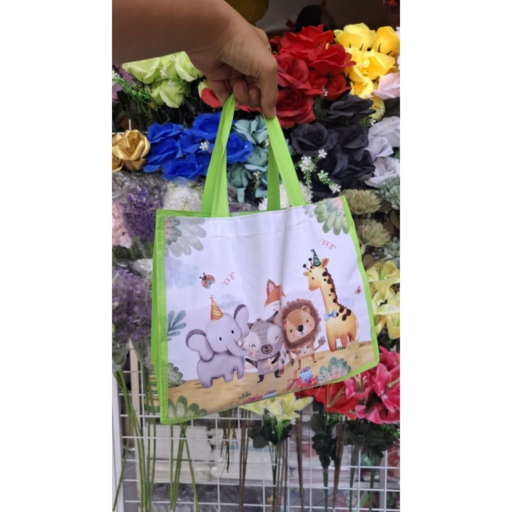 

Tas Ulang Tahun Spunbond Birthday Souvenir Bingkisan Goodie Bag