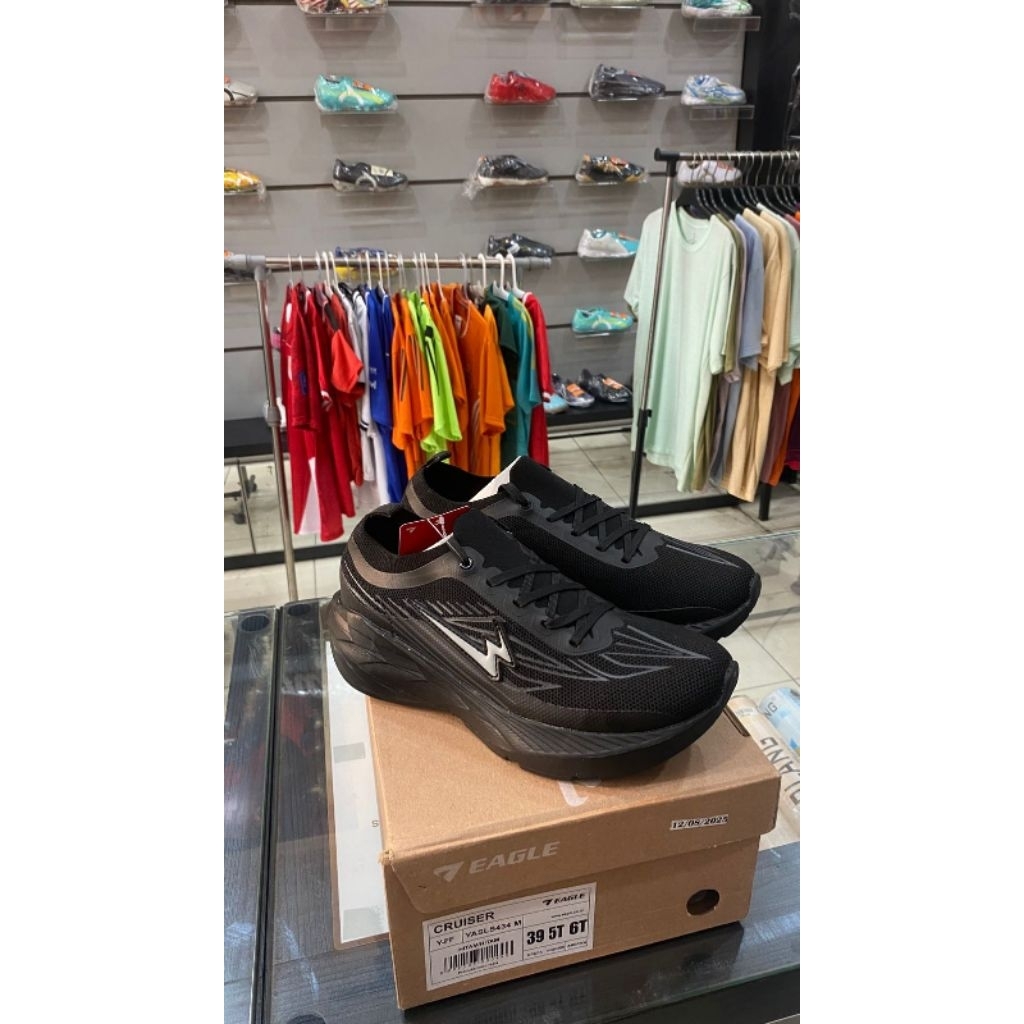Sepatu Running Eagle Cruiser