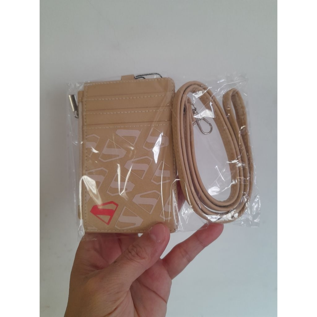 

Lanyard Superman ready