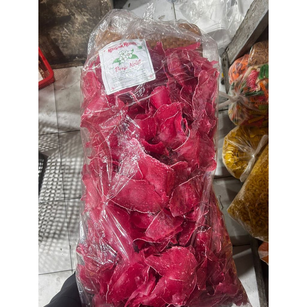 

Kerupuk Merah Asli Padang Mentah 1 Kg – Gurih, Renyah & Autentik