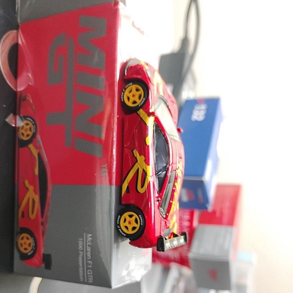 mini gt McLaren F1 GTR no 684