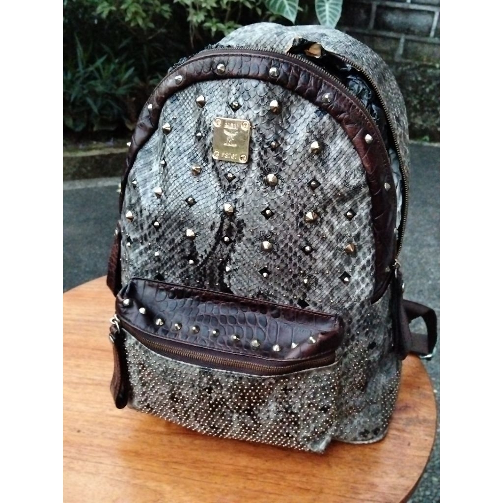 Ransel MCM**  kulit Croco UK 35 x 40 cm