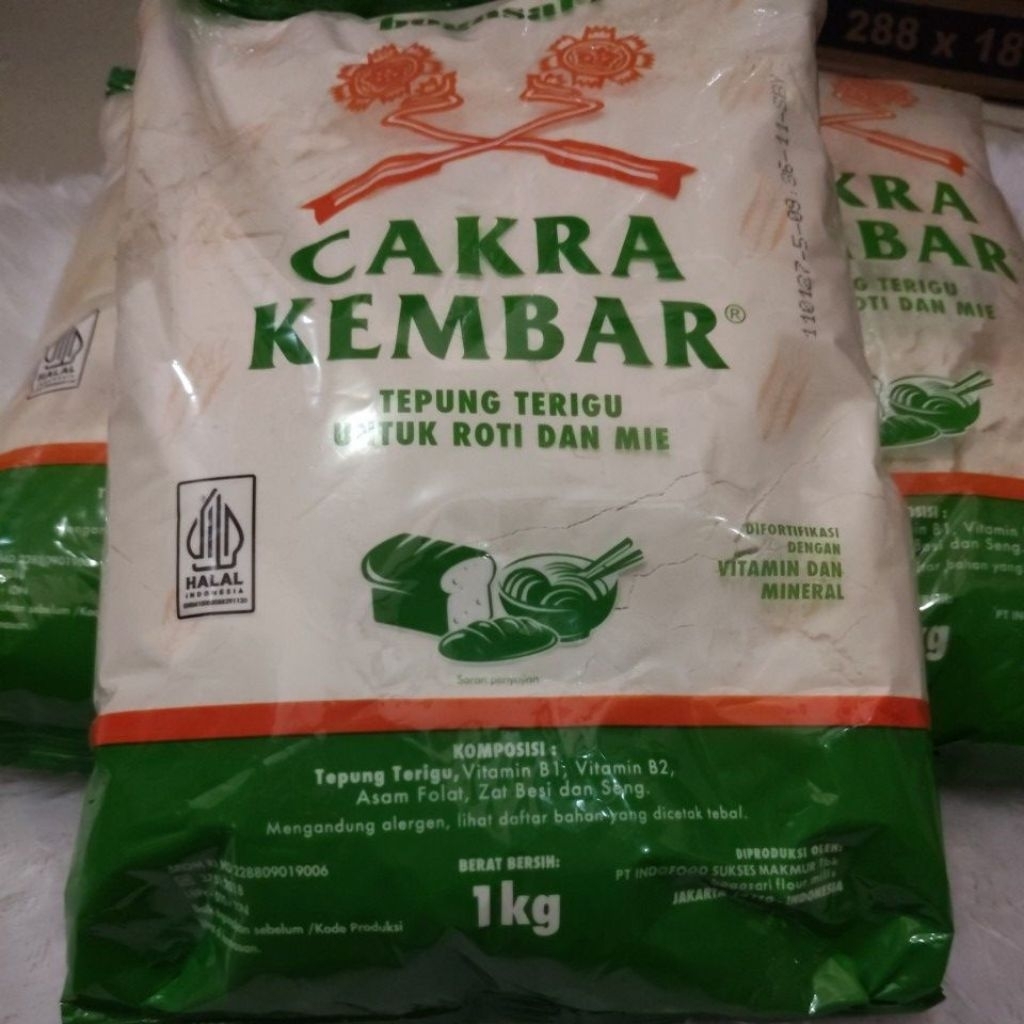 

TEPUNG TERIGU CAKRA KEMBAR BOGASARI 1KG