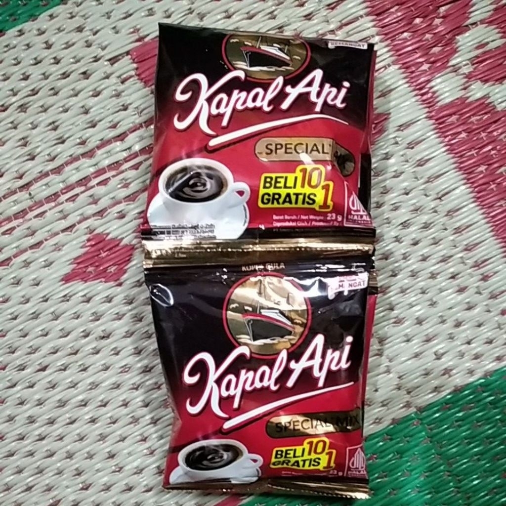 

Kopi kapal api spesial mix rencengan