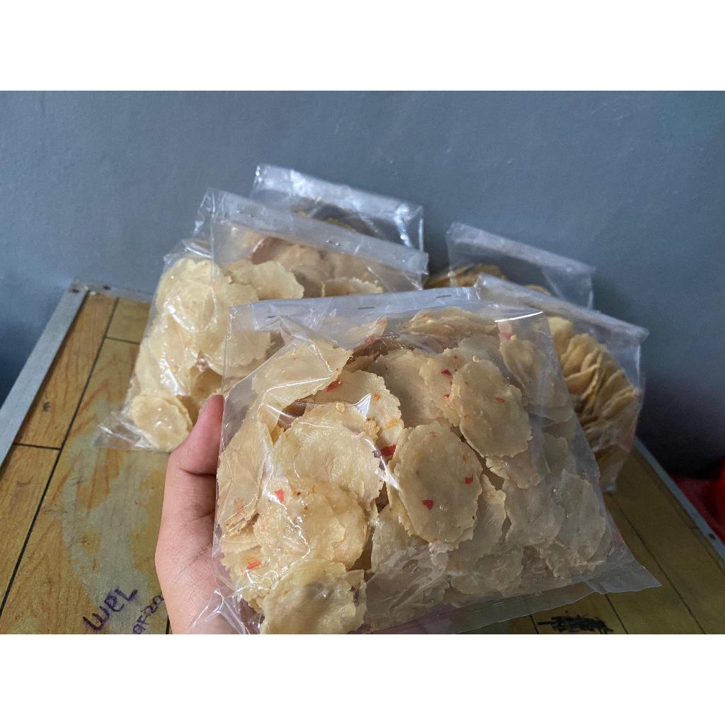 

Emping Mlinjo Asli Solo - Kualitas A - Mlinjo Pilihan 250 gram - Manis - Pedas Manis