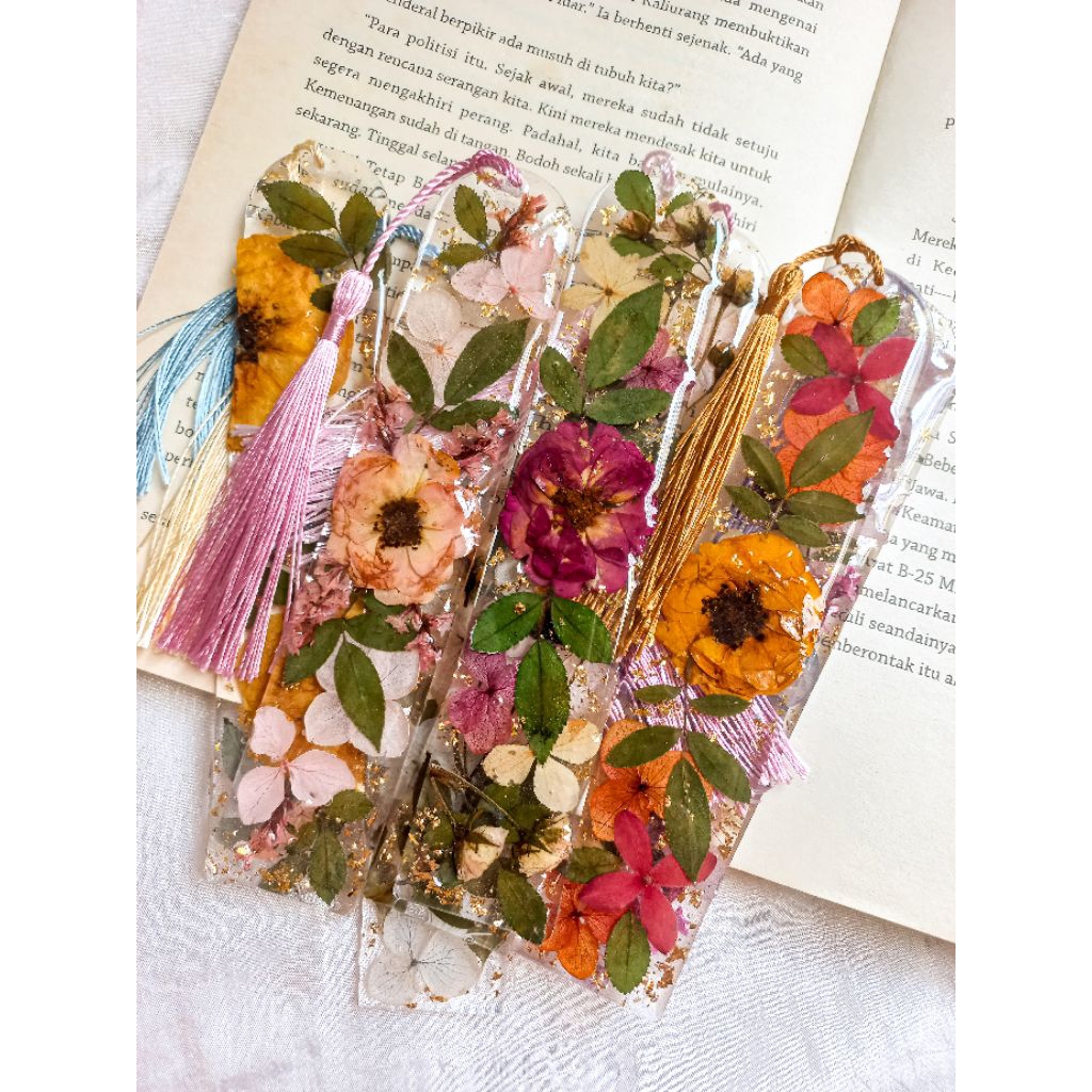 

Flower Bookmark Aesthetic/Premium Pembatas Buku Resin Dry Flower