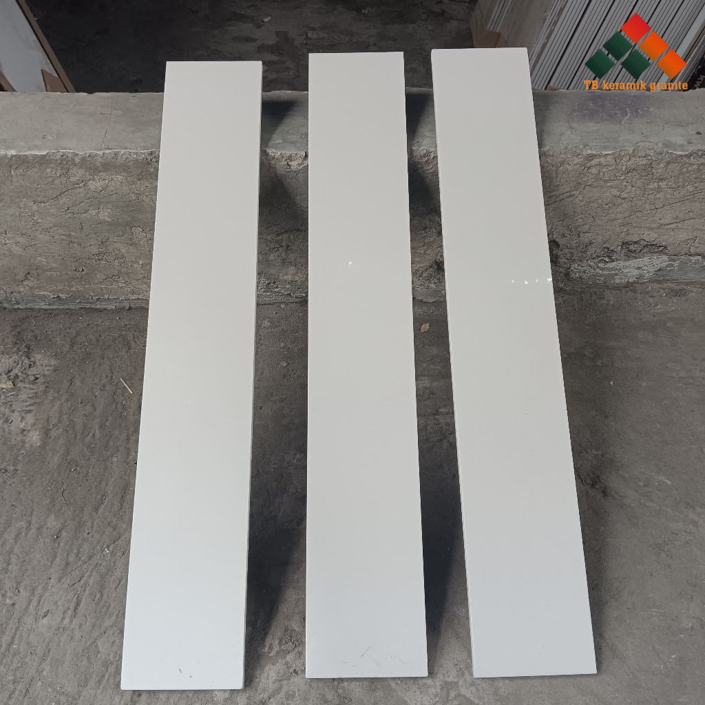 Lis plint granit 10x60 cream polos