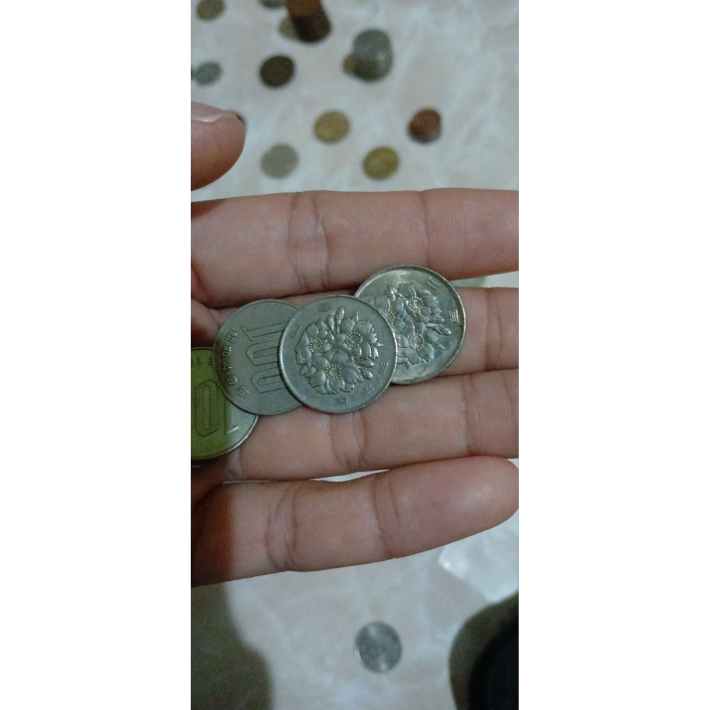 koin kuno 100 yen jepang