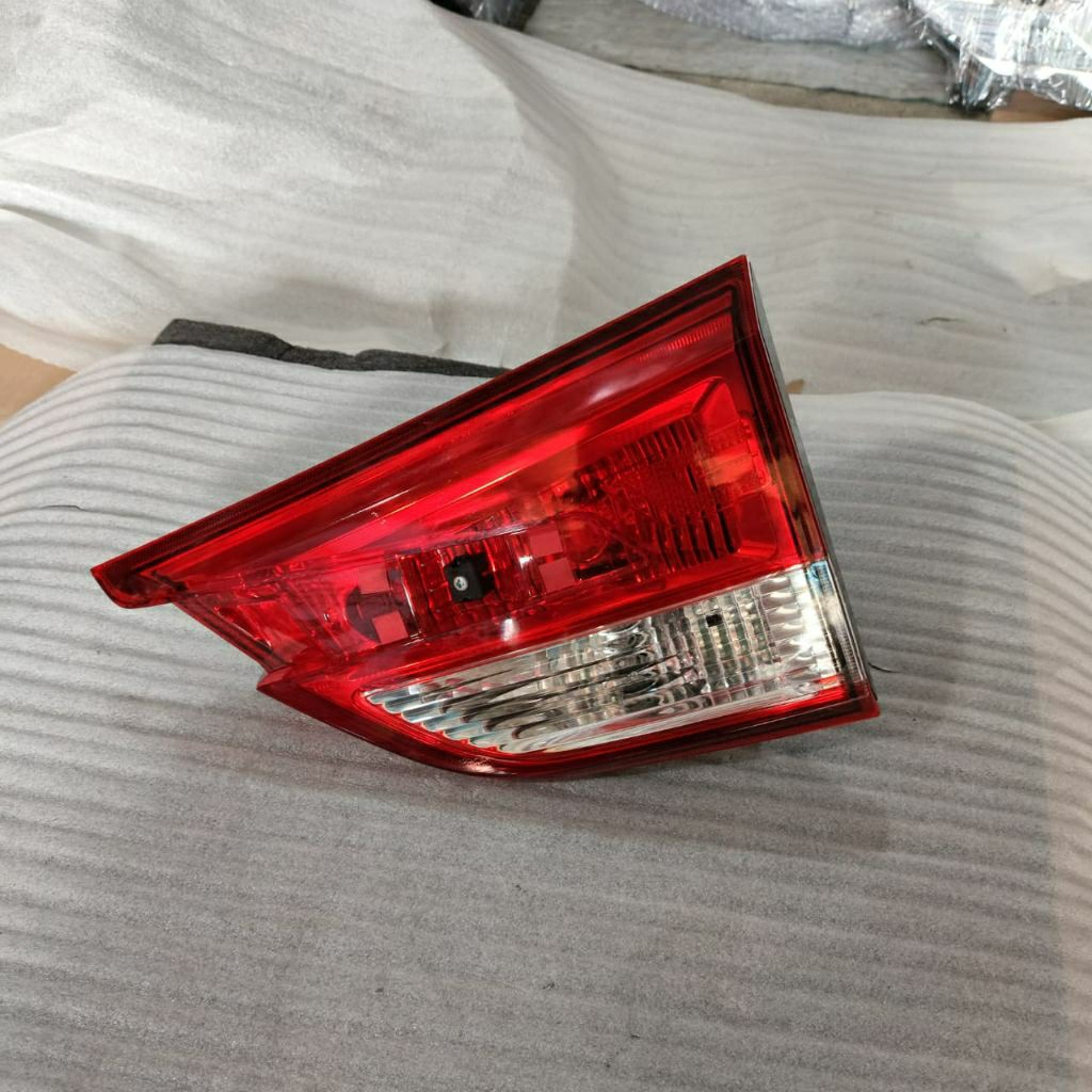 Lampu Bagasi Wuling Confero S Confero DB original