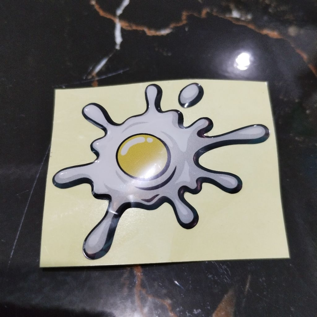 

Sticker Bercak Telor Ceplok Timbul Lentur Berkualitas 3D