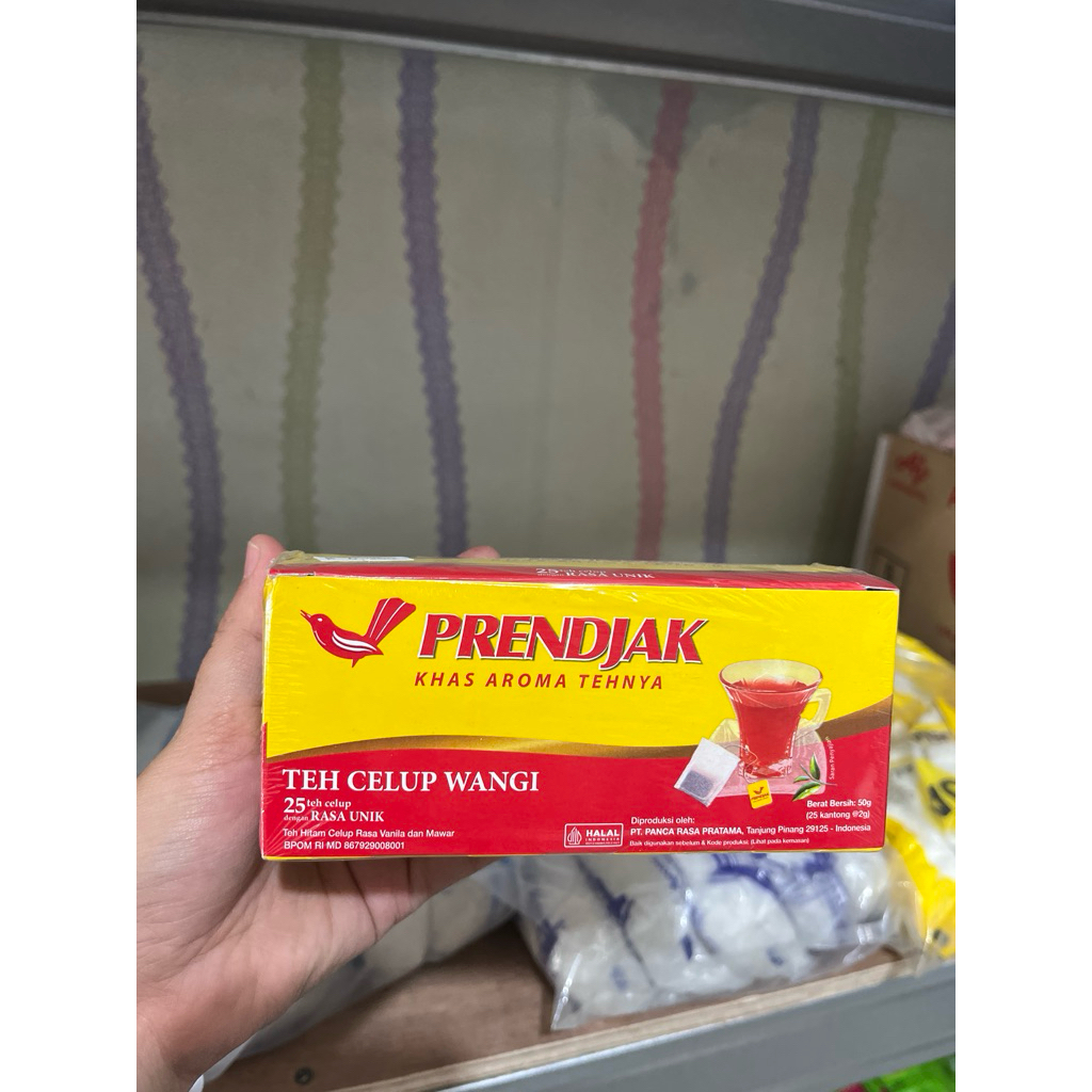 

TEH CELUP WANGI PRENDJAK 25 KANTONG 50gr