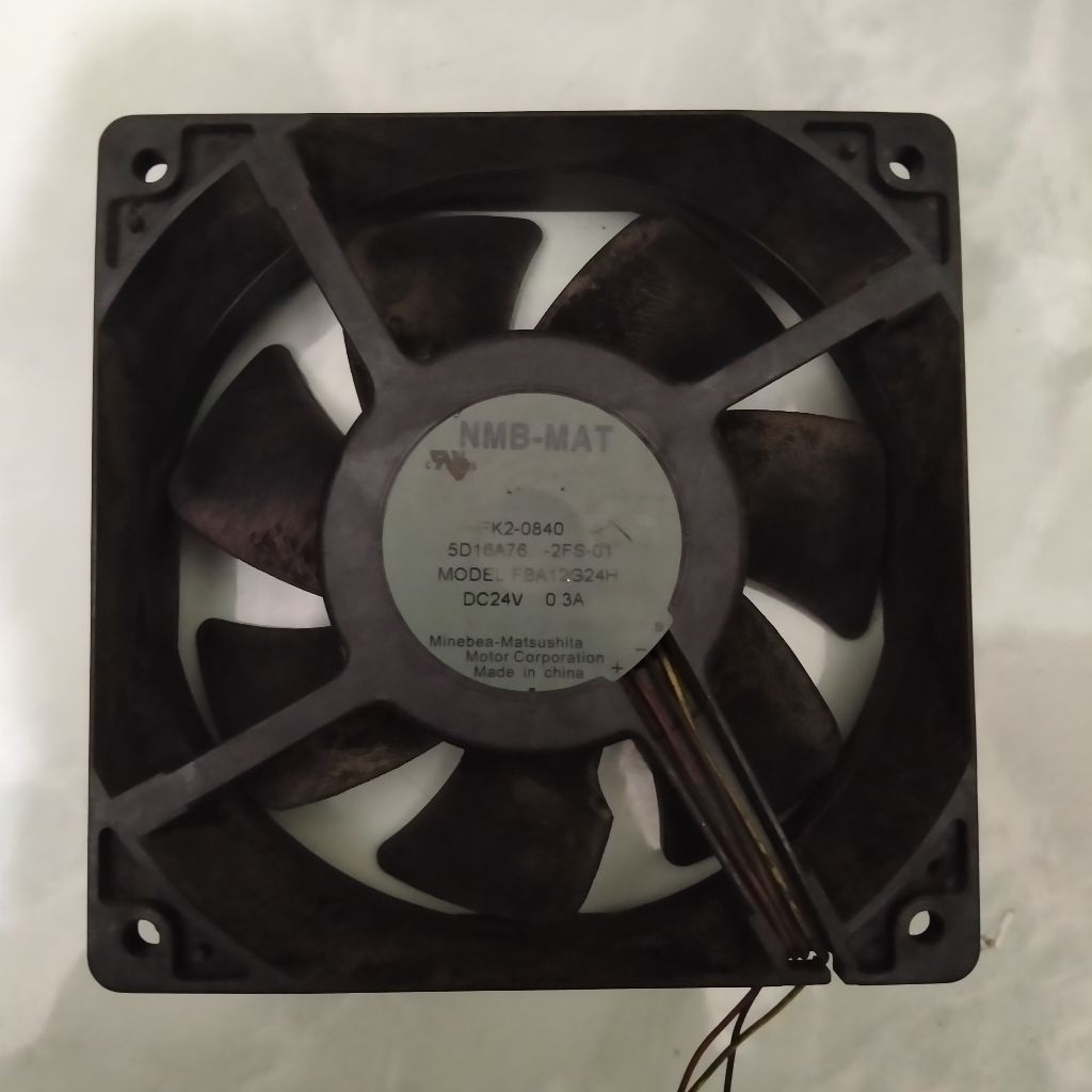 Kipas Fan DC NMB - MAT DC 24v 0.3a Ukuran 12 × 12 cm